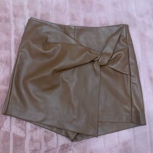 Zara pleather skort